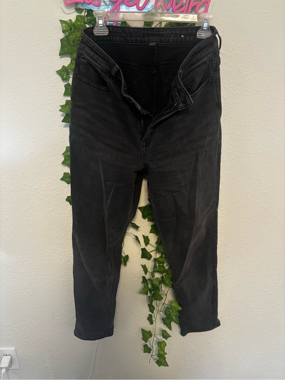 American Eagle Black Jeans - Classic Straight Fit